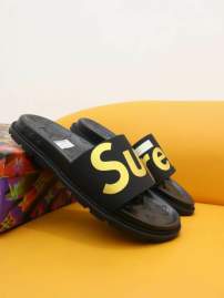 Picture of Louis Vuitton Slippers _SKULVsz38-45mnf04011362